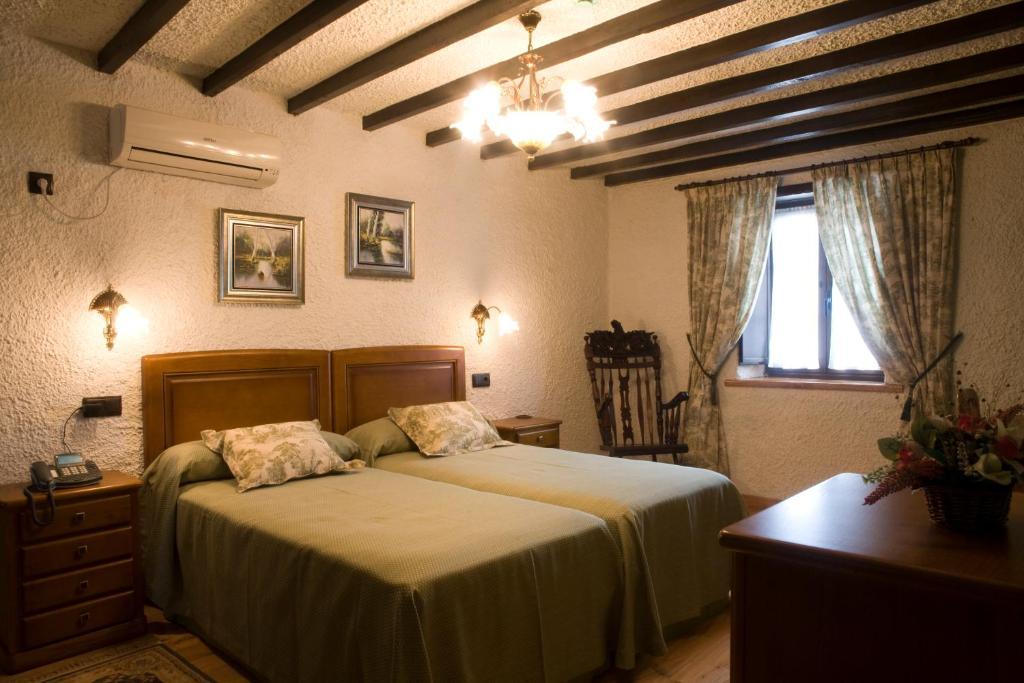 El Foyu Hotel Colunga Bilik gambar